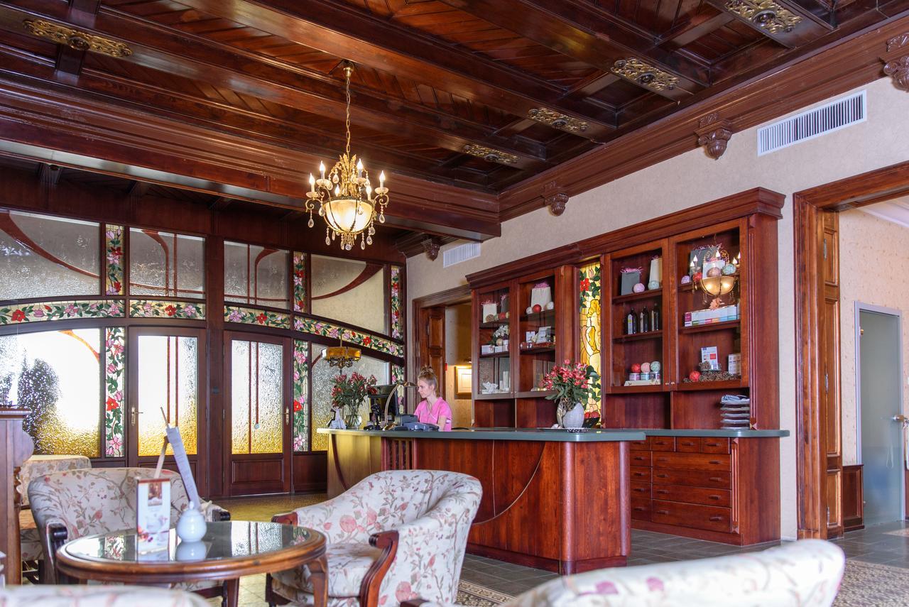 Palac Bielawa Bielawa  Extérieur photo